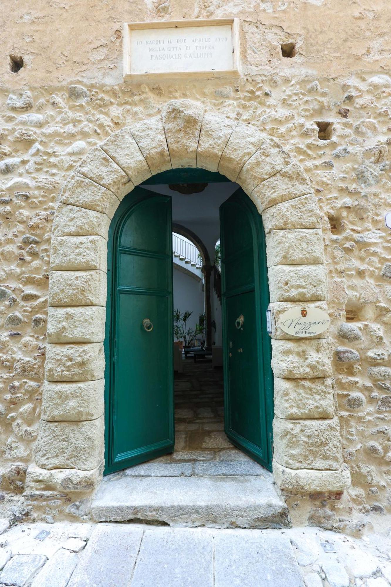 Nazzari B&B Tropea Exterior photo