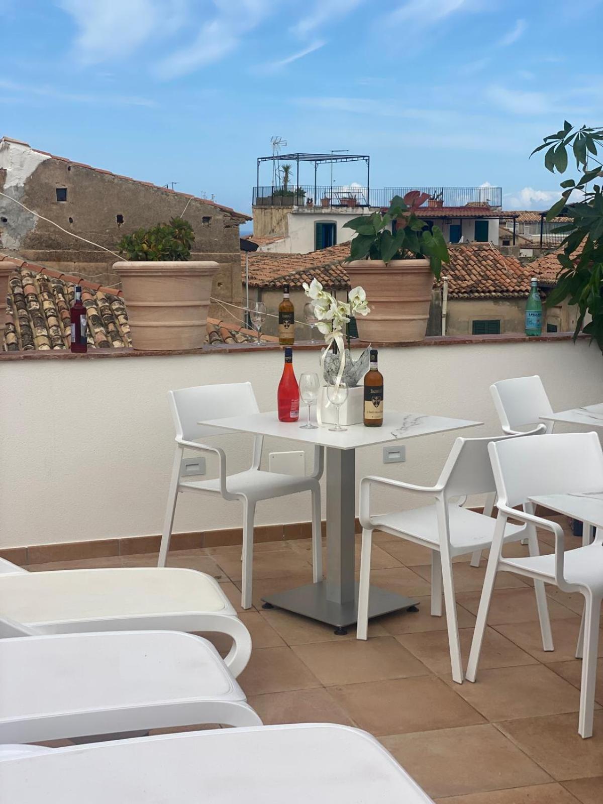 Nazzari B&B Tropea Exterior photo